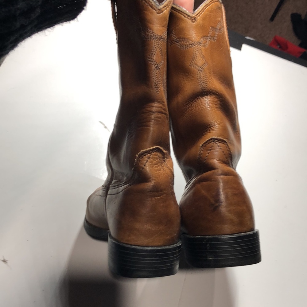 Ariat Women's Tan Leather Hertiage Roper Boot - Picture 4 of 7